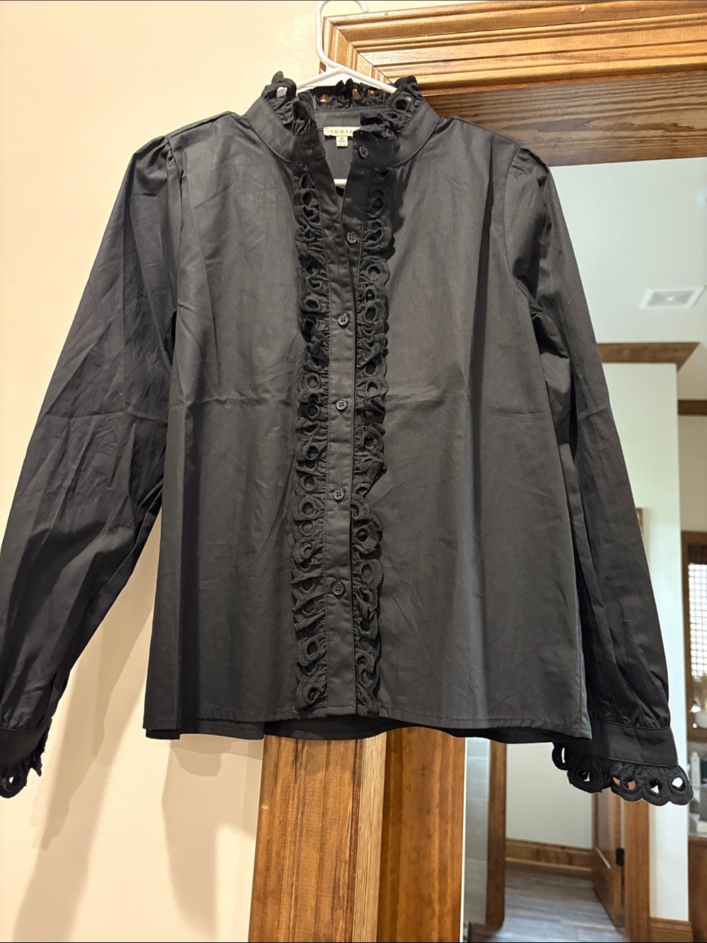 JODIFL Black Ruffle-Trim Button-Up Blouse